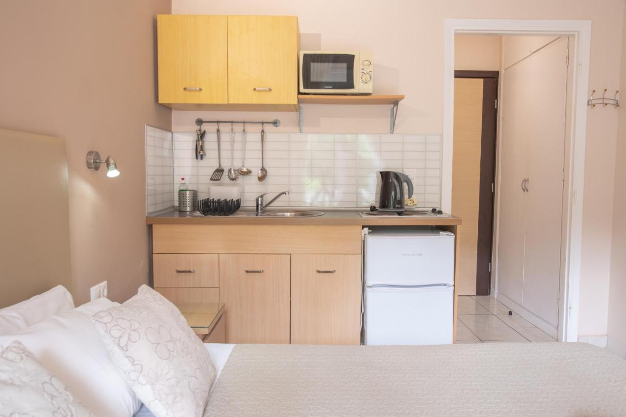Galini Beach Studios And Penthouse Mesongí المظهر الخارجي الصورة