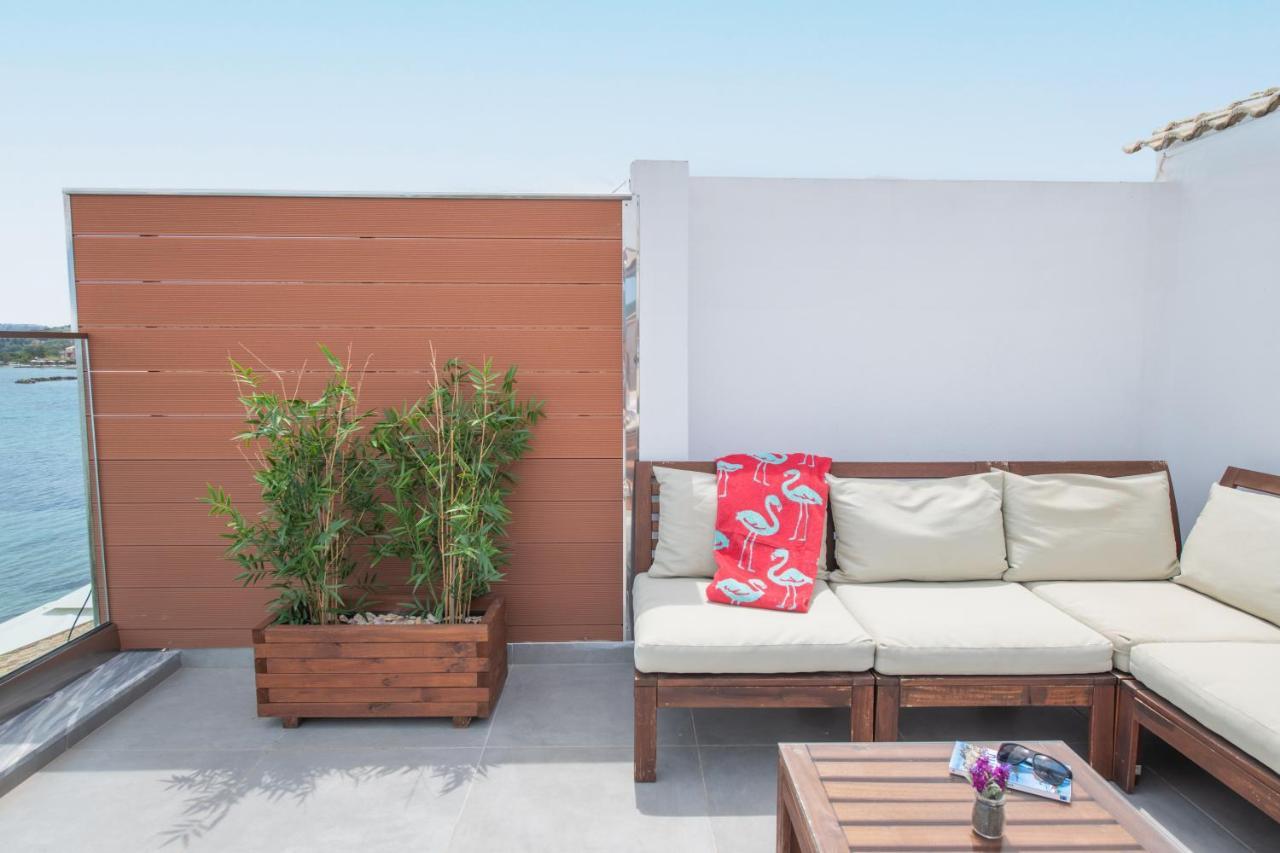 Galini Beach Studios And Penthouse Mesongí المظهر الخارجي الصورة