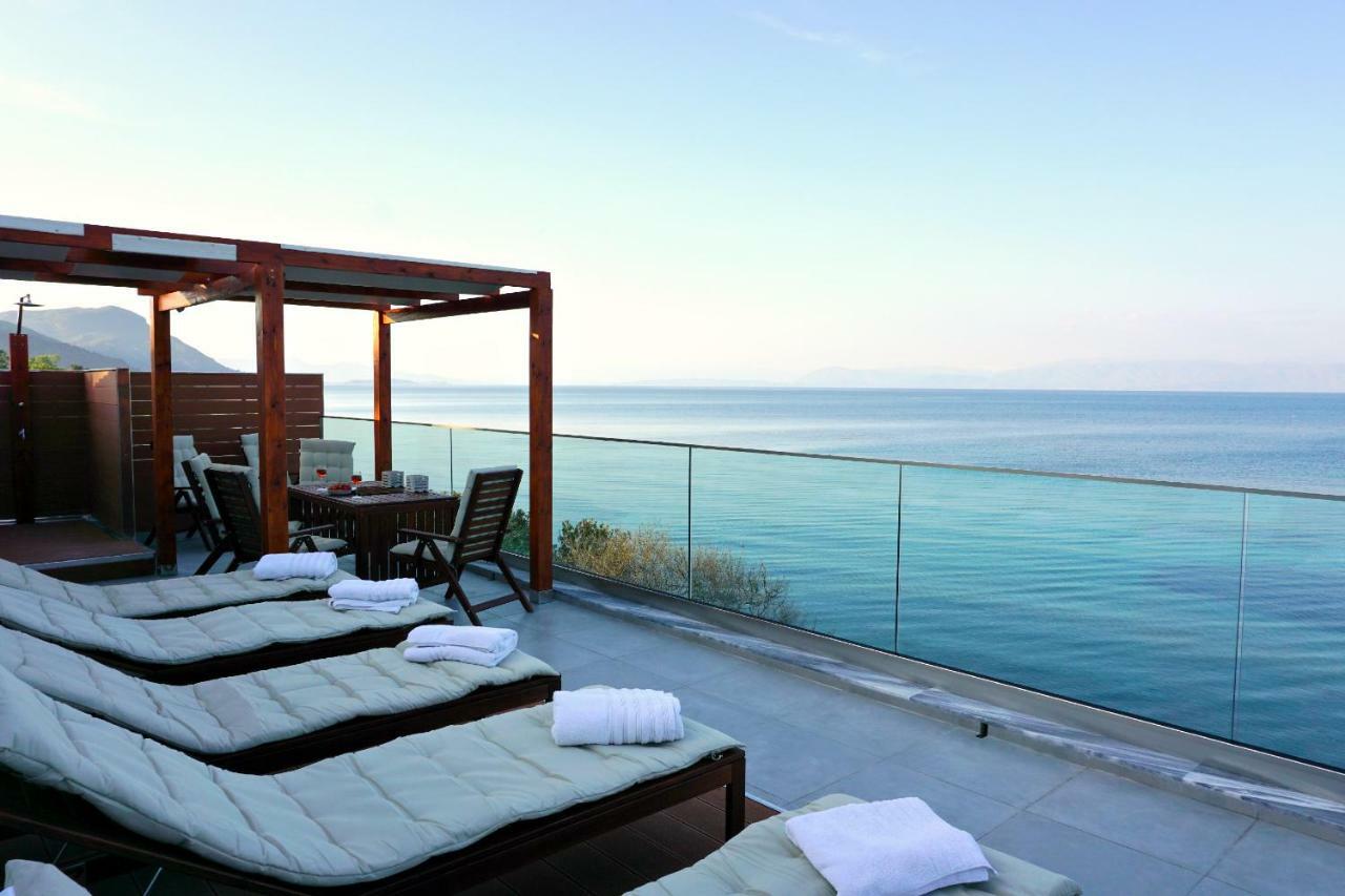 Galini Beach Studios And Penthouse Mesongí المظهر الخارجي الصورة